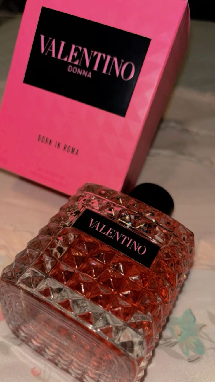 Valentino Donna Born In Roma Coral Fantasy